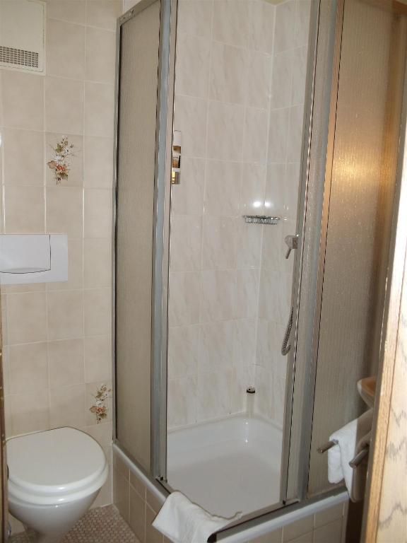 Hotel Zum Pfalzgrafen ไฮเดลเบิร์ก ห้อง รูปภาพ