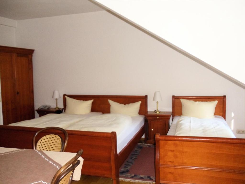 Hotel Zum Pfalzgrafen ไฮเดลเบิร์ก ห้อง รูปภาพ